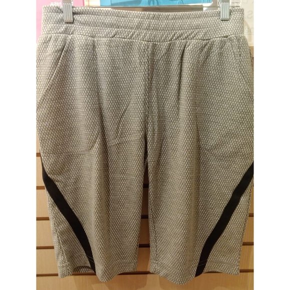 CM Fashion UNISEX shorts with pockets elastic waist with drawstring - Picture 1 of 5